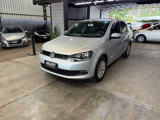 VOLKSWAGEN VOYAGE 1.0 MI COMFORTLINE 8V FLEX 4P MANUAL VOLKSWAGEN VOYAGE 1.0 MI COMFORTLINE 8V FLEX 4P MANUAL